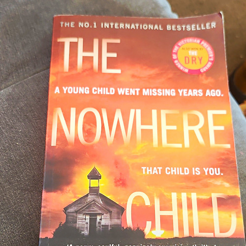 Michael robotham the nowhere - robotham,