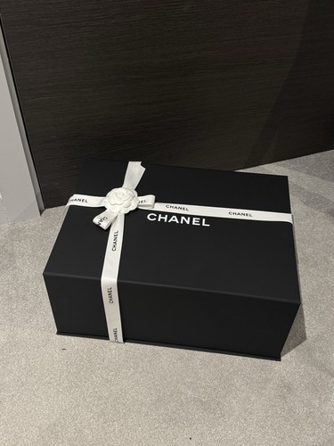 Authentic chanel largest empty - authentic,