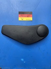 VW GOLF JETTA GTI MK2 LATE 90 SPEC 90-92 PASSENGER OUTER FRONT SEAT HINGE TRIM