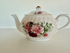 ARTHUR WOOD  Teapot Pottery