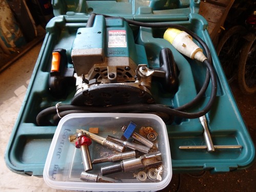 Makita 3612c plunger router - plunger,