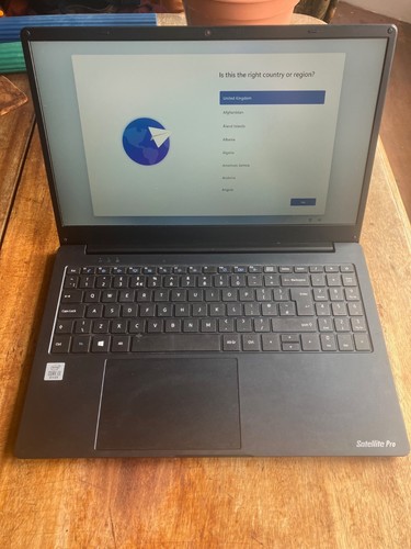 Toshiba dynabook satellite - dynabook,