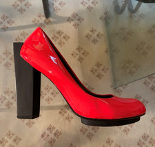 United Nude Women's courts, UK