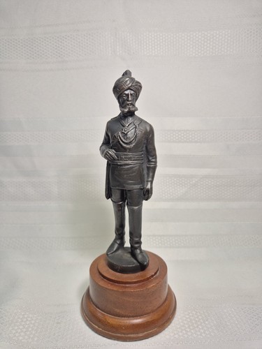 Vintage solid pewter sikh - vintage,