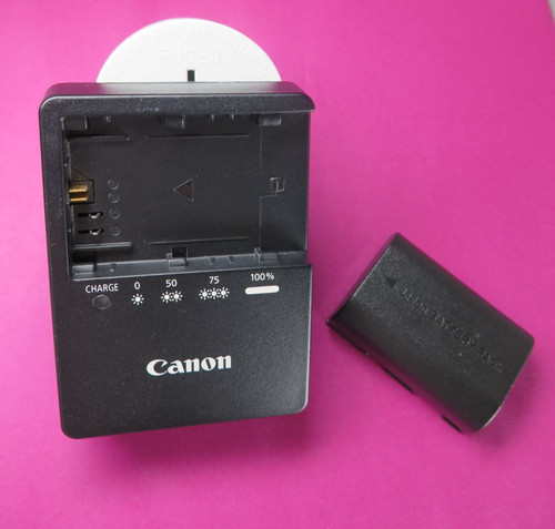 Genuine canon charger - canon,