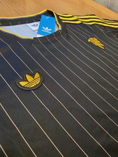 Man United Retro Style Shirt