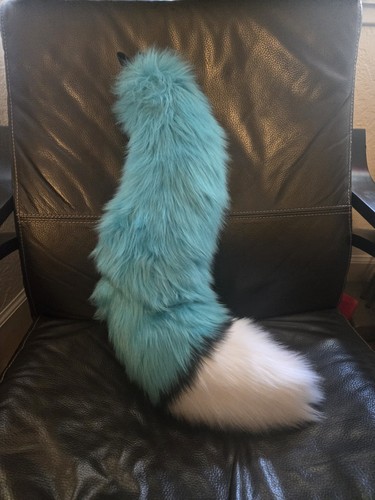 20in long blue canine - 20in,