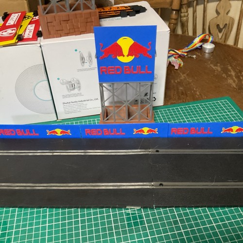 Slot car scenery - car, redbull