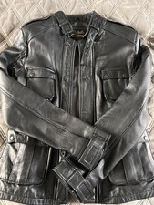 Pre-owned Black Heeli Genuine