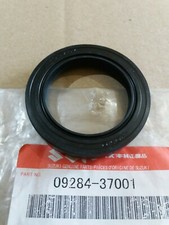 Suzuki GSXR1000 K3-L0 2003-2010 GSXR600 NOS OEM Rear Wheel R/H Seal 09284-37001