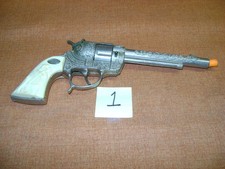 GENE AUTRY  CAP GUN, LESLIE