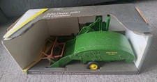 Ertl 5601 John Deere 1940 12A Combine Harvester, 1:16 boxed Barn Find