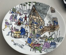 Longwy Vintage Medieval Scene