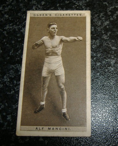 Ogdens pugilists in action - in,