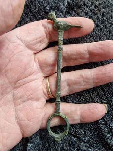Original roman bronze voting