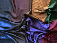 8 Colours Paisley Print