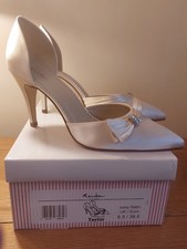 Paradox Ivory Satin Wide Fit