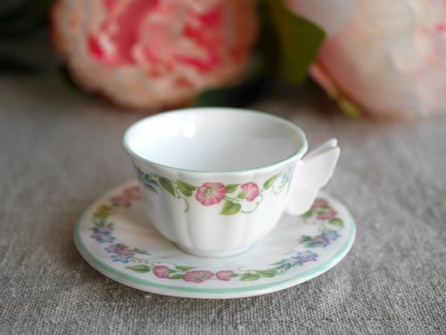 Royal worcester miniature cup - worcester,