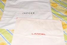 Geniue Jaeger White Suede Pouch / Lancel White Pouch D37