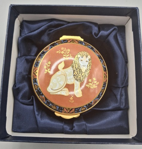 Royal crown derby - crown,
