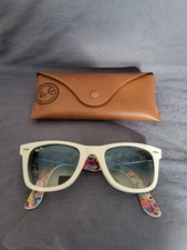 Ray-Ban Wayfarer Special