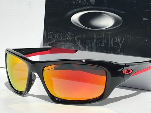 Oakley valve shiny black - shiny,