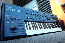 Roland JP-8000  - Virtual Analog Synthesizer - Recapped - Phones out needs TLC