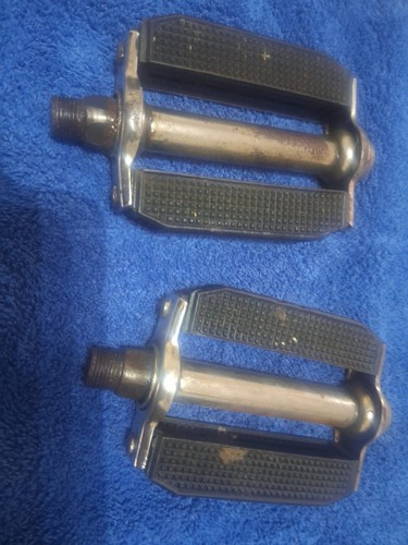 Vintage bicycle pedals - vintage,