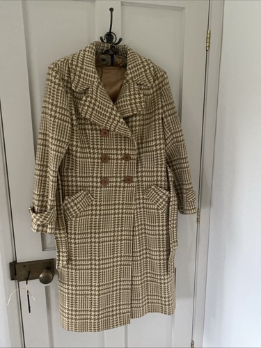 Vintage 1970 checked coat size - 1970,