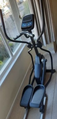  Elliptical cross trainer