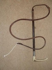 ANTIQUE SWAINE & ADENEY GENTLEMAN'S HALLMARKED SILVER HUNTING WHIP AND LASH.
