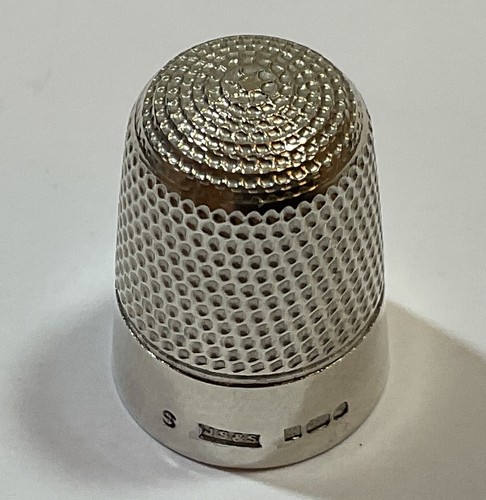 Vintage hallmarked 1981 - vintage,