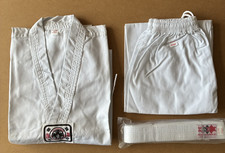 Taekwondo kids white v neck - white,