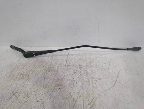 13284134 151660 front wiper