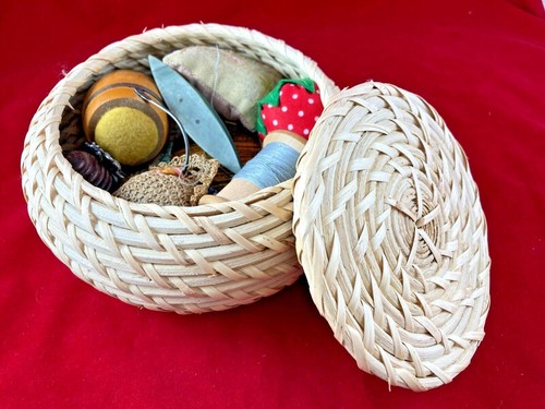 Vintage collectable sewing - collectable, lot