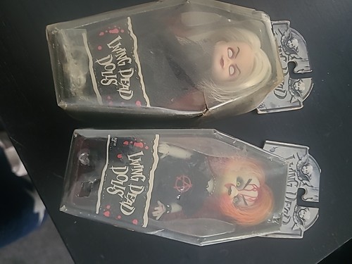 Living dead dolls minis - living,