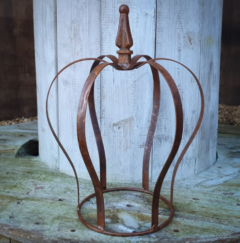 Large rusty wrought iron crown - large,