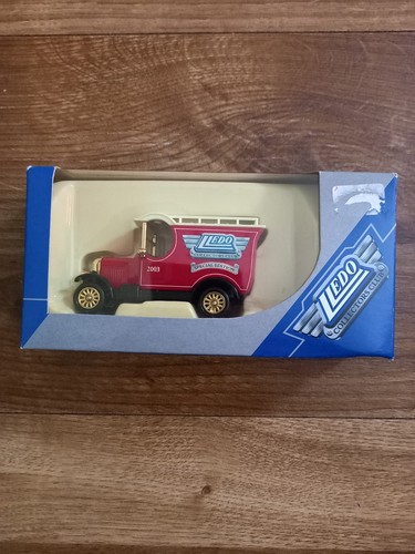 Lledo collectors club member - collectors,