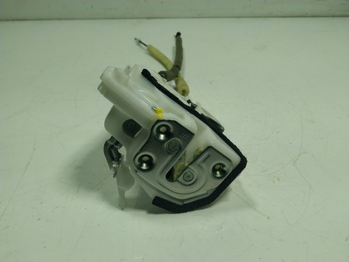 Rear right door lock - rear,