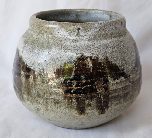 Lovely studio pottery - , vase