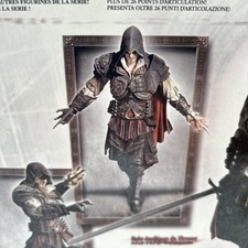 Assassins Creed 2 Play Arts Action Figure Ezio Auditors Da Firenze Boxed A+