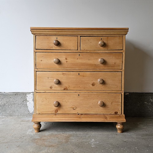 Antique pine dresser - dresser, english