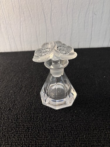 Bottle perfume two - bottle, in