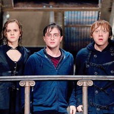 Iconic  Memorabilia Harry