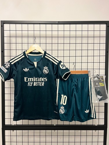 Real madrid kids football - madrid,
