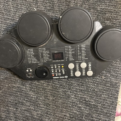 Yamaha black electronic - dd-9,