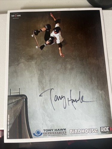 Tony hawk hand - hand, signed