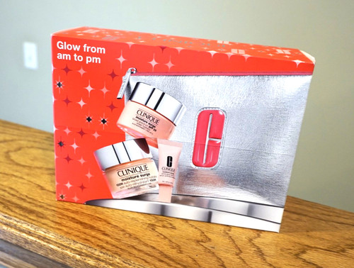 Clinique moisture surge 4pcs - clinique,