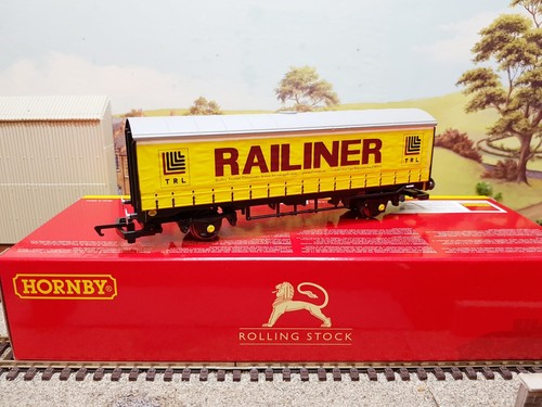 R60216 hornby railiner pva - hornby,