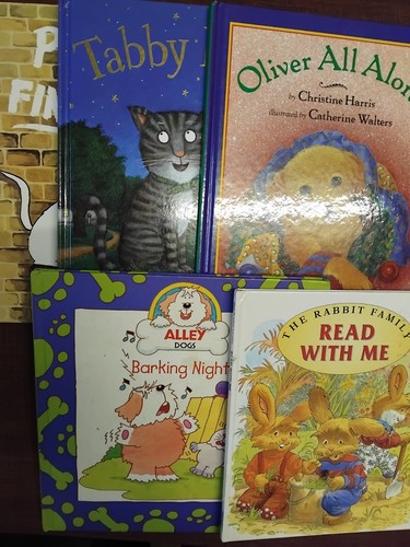 Five assorted preschool books - ,